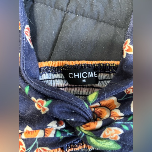 Medium two piece peacock outfit - Picture 6 of 8